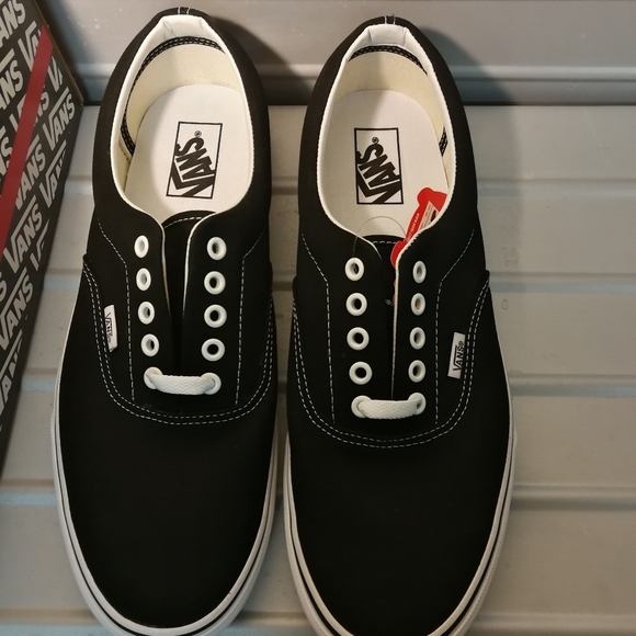 Vans Men's Era Sneakers - Picture 3 of 4